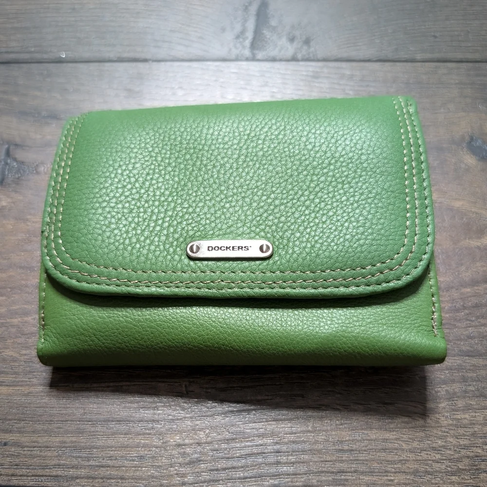 Dockers Genuine Leather Green‎ Wallet